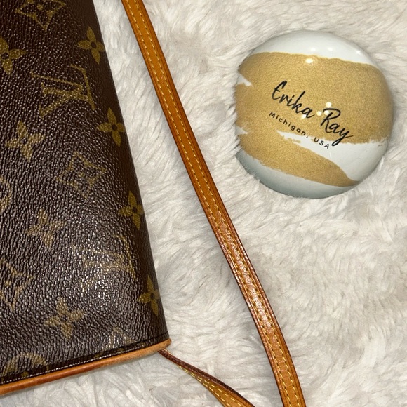 Louis Vuitton Monogram Twin Pochette GM - Picture 11 of 16